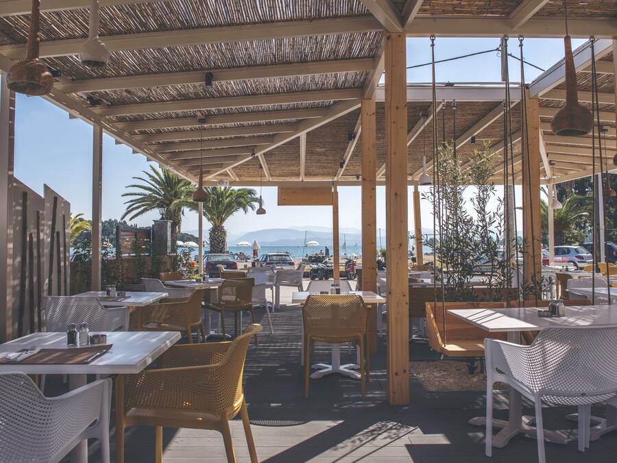 3 restaurantes: opção de café da manhã, almoço e jantar