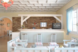 Cocktail bar - Iliada Beach Hotel (Corfu)