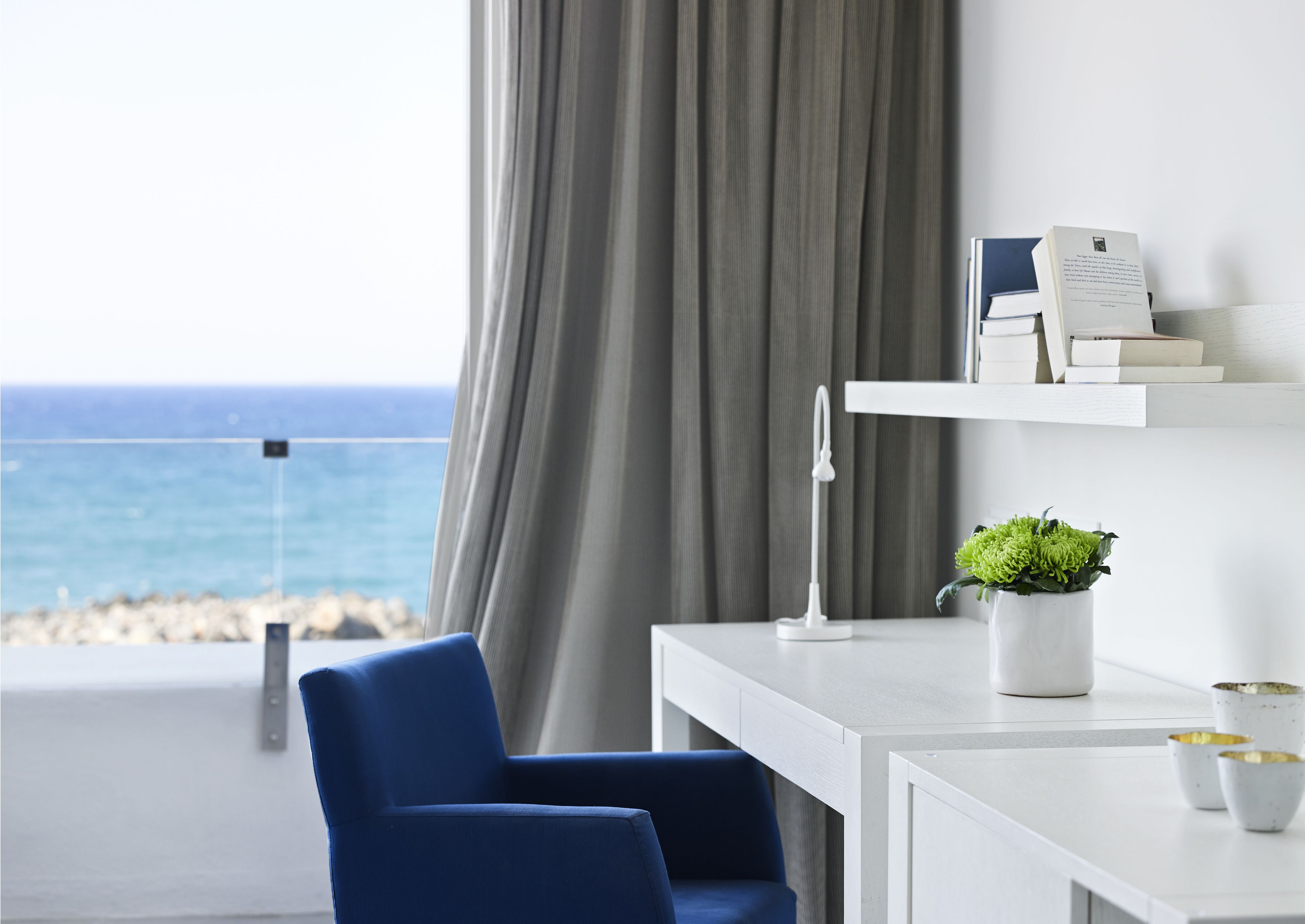 island suite seafront | room amenity
