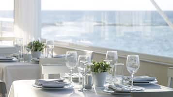 3 restauranter, der serverer morgenmad, frokost og aftensmad