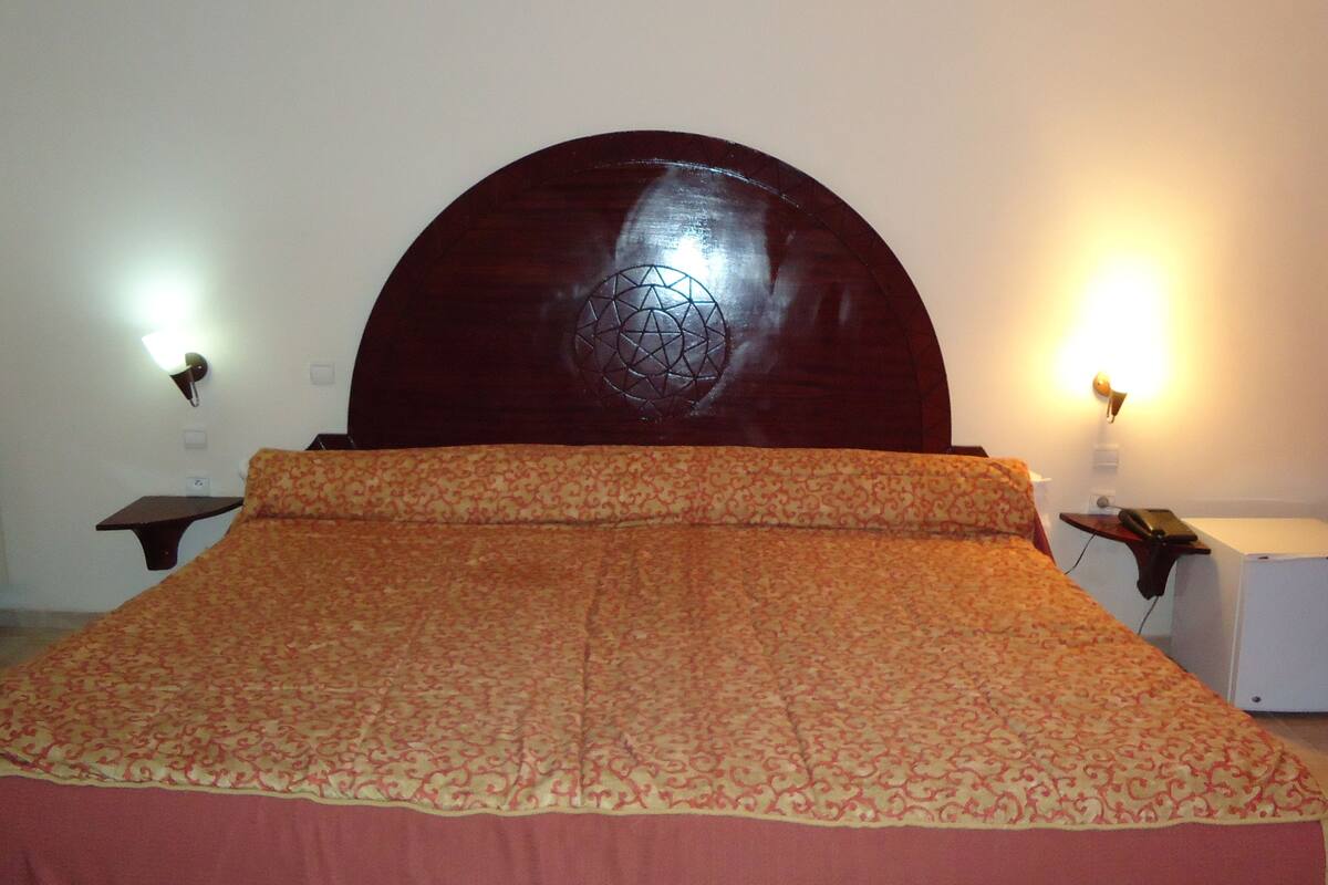 Suite | 1 bedroom, premium bedding, minibar, in-room safe