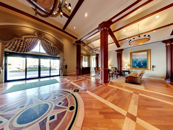 Emerald Grande Condominiums At Harborwalk Village - Destin, FL