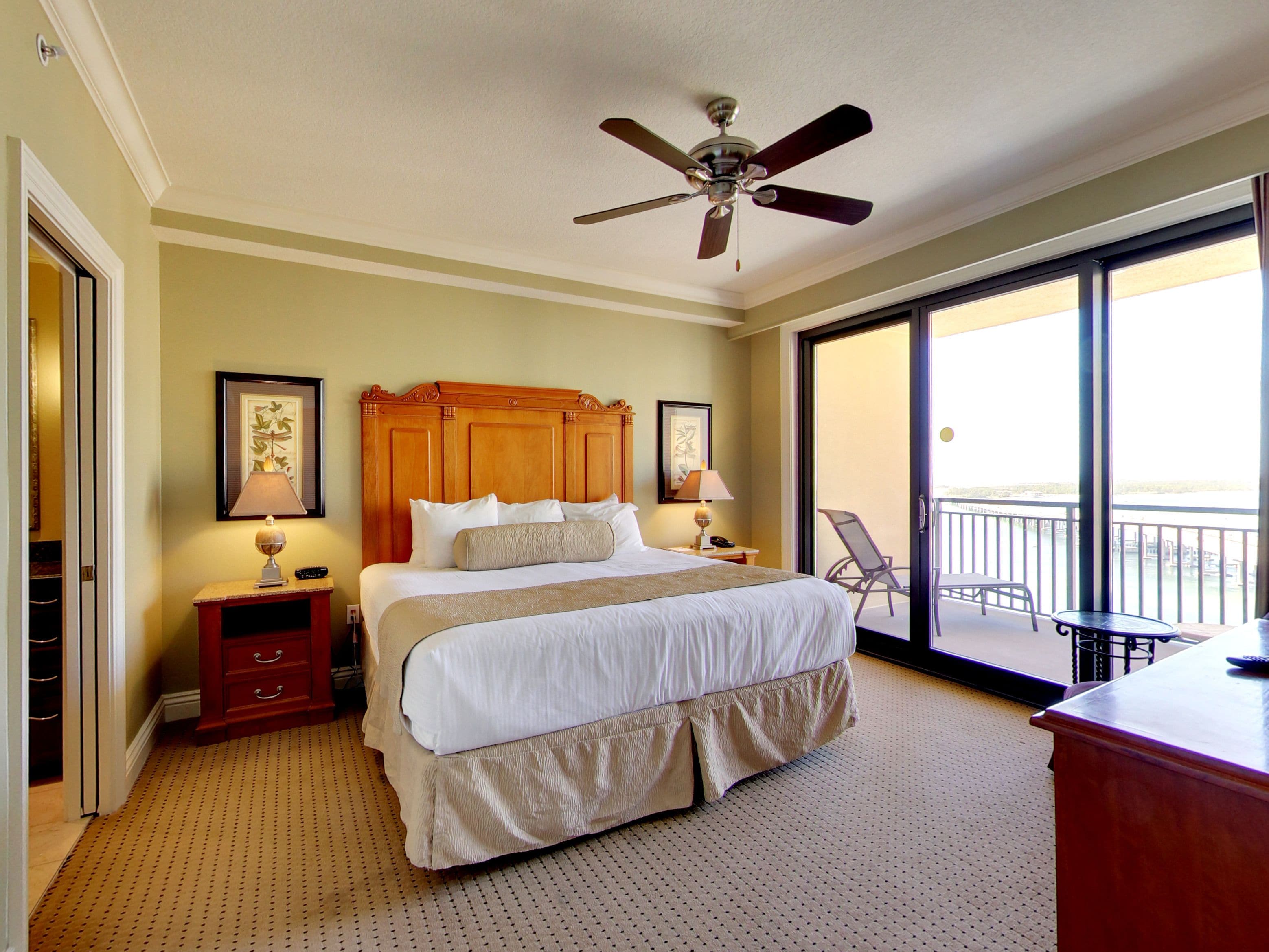 Luxury Condo, 2 Bedrooms, Kitchen, Pool View | 1 bedroom, premium bedding, in-room safe, blackout drapes
