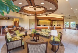 Lobby sitting area - Club Wyndham Bali Hai Villas (Princeville)