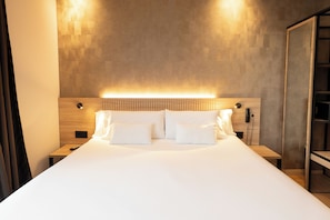 Habitació prèmium | Minibar, caixa forta a l'habitació i escriptori