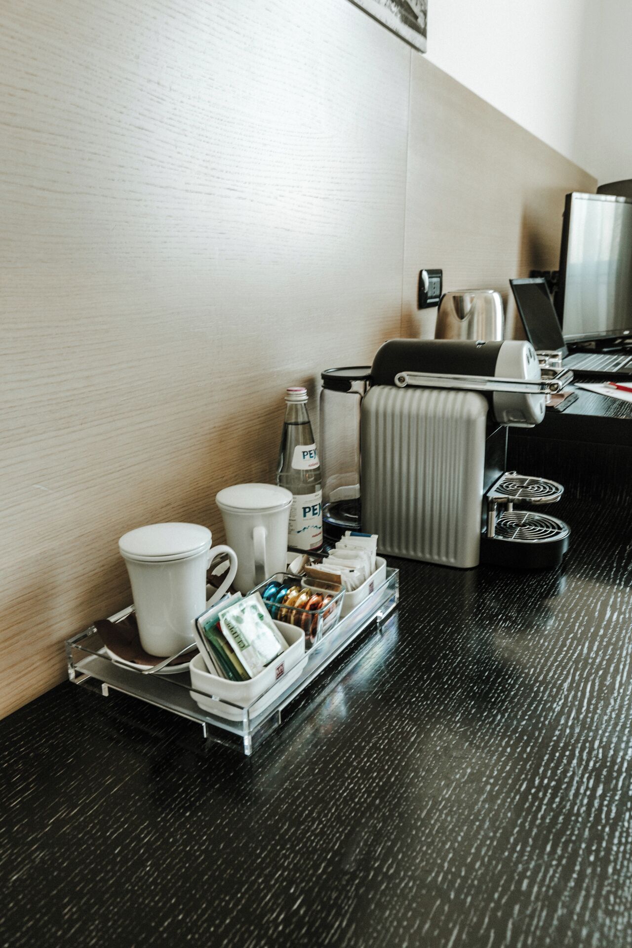 superior double room | 1 bedroom, minibar, in-room safe, desk