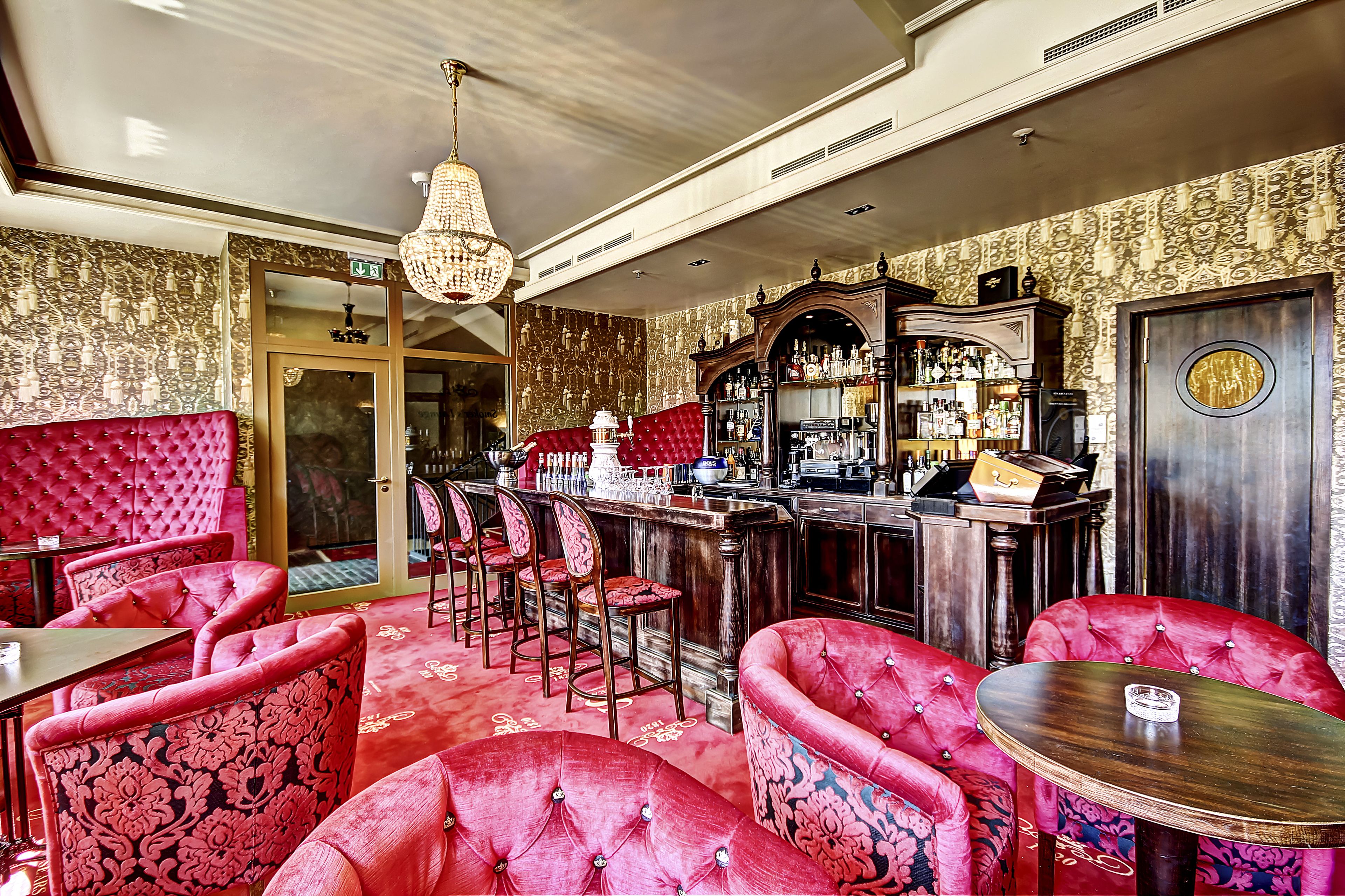 Bar (in der Unterkunft)