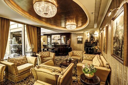 Sala de estar en el lobby