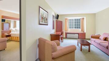 Desk, iron/ironing board, free rollaway beds, free WiFi