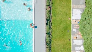Seasonal outdoor pool