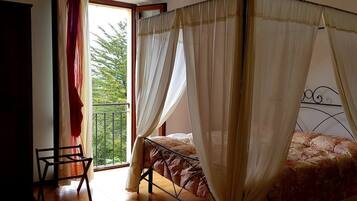 Doppelzimmer | 1 Schlafzimmer, Schreibtisch, kostenloses WLAN, Bettwäsche