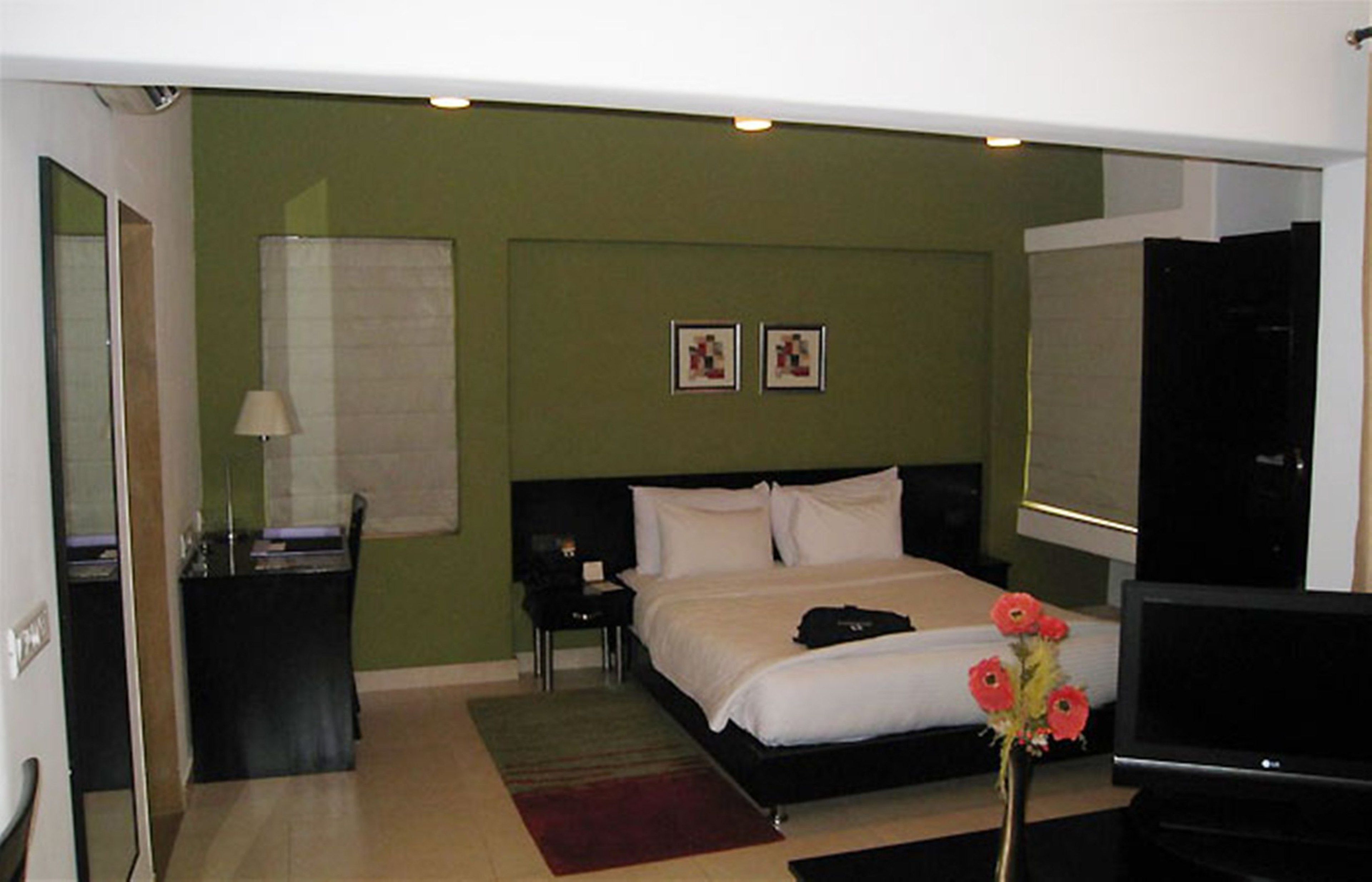 Photo - Royal Orchid Golden Suites Pune