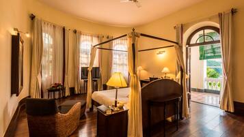 King Room | Down duvets, minibar, in-room safe, desk