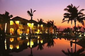 Exterior - Royal Orchid Brindavan Gardens (Shrirangapattana)