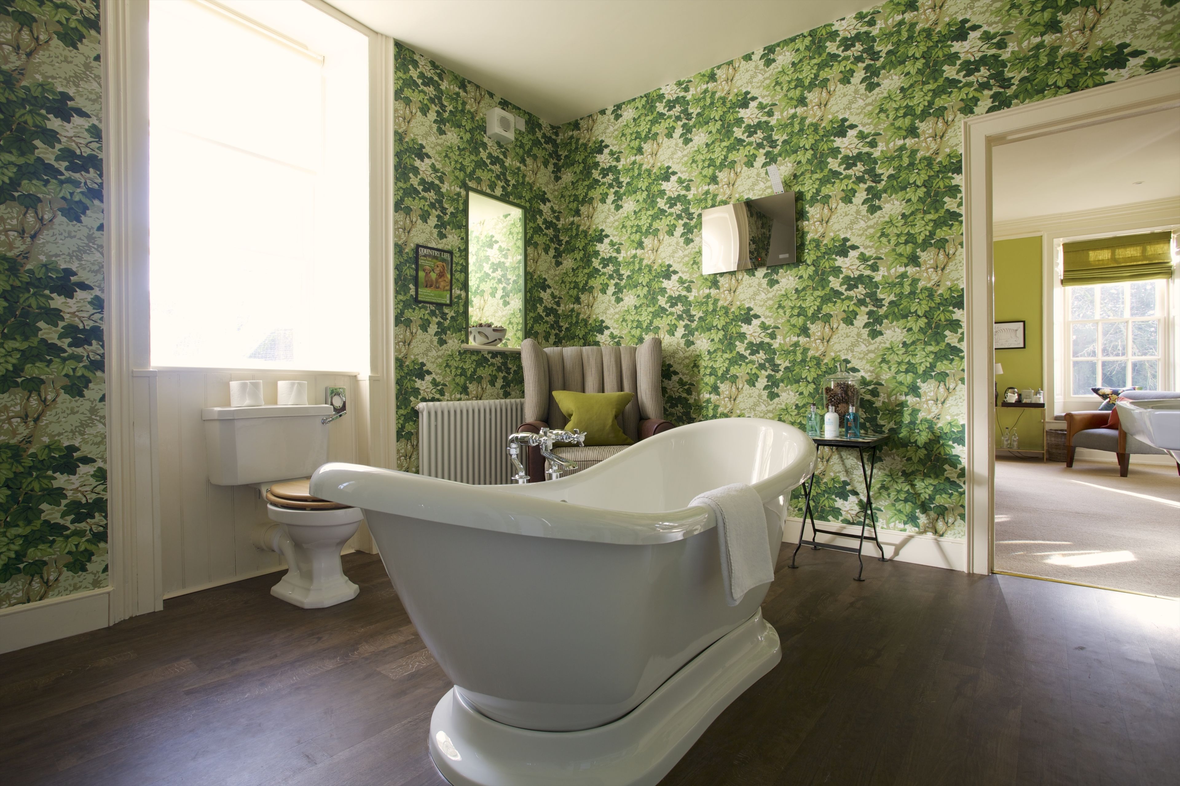 deluxe double or twin room | bathroom sink