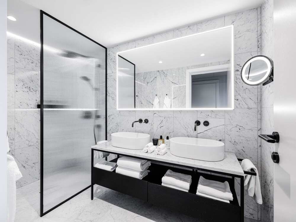 The Ring Hotel by null