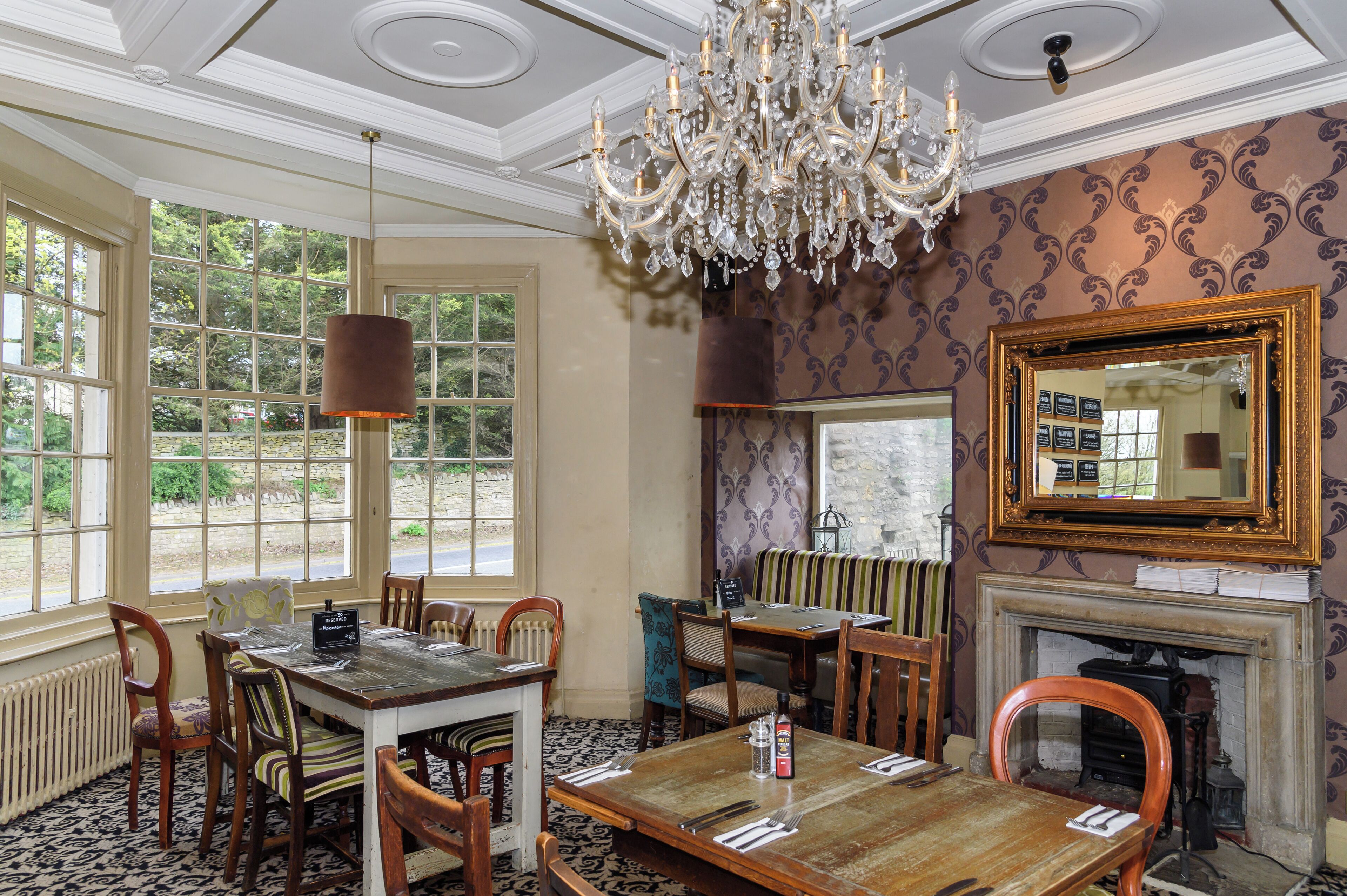 Foto - Cross Hands Hotel by Greene King Inns