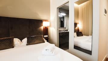 1 chambre, literie hypoallergénique, couette en duvet d'oie