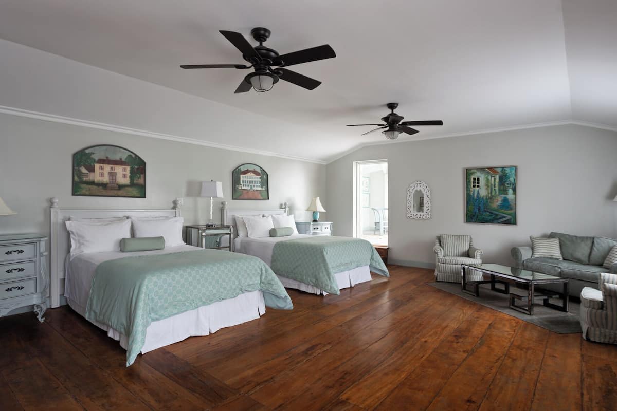Suite, 2 Queen Beds, Mountain View (Ingrid Bergman)