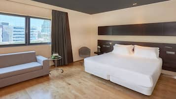 Superior-Zimmer | Minibar, Zimmersafe, Schreibtisch, Verdunkelungsvorhänge