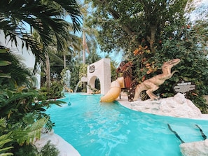 Outdoor pool, pool umbrellas, sun loungers