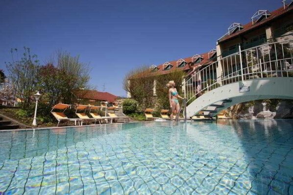 Pool - Columbia Hotel Bad Griesbach (Bad Griesbach im Rottal)