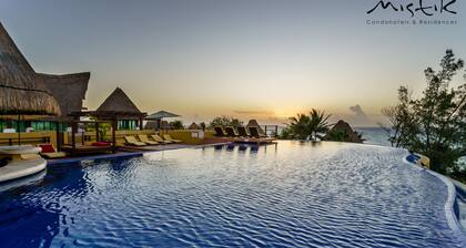 Pueblito Escondido Luxury by Mistik