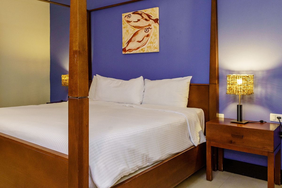 Apartemen Basic, 1 kamar tidur | Brankas, tirai kedap cahaya, dan setrika/meja setrika