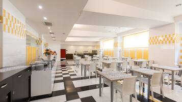 Colazione preparata su ordinazione inclusa, servita tutte le mattine