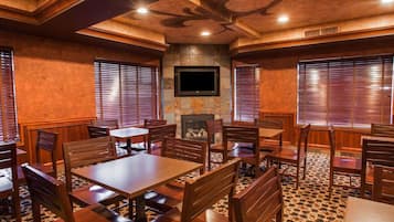 Free daily self-serve breakfast