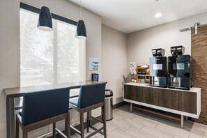 Ilmainen päivittäinen buffetaamiainen 