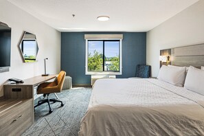 In-room safe, individually decorated, desk, laptop workspace - Holiday Inn Express & Suites Buford NE - Lake Lanier by IHG (Buford)