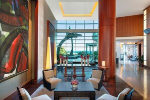 Lobby-Lounge