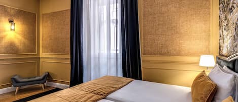 Superior Deluxe Double or Twin Room | Biancheria da letto di alta qualità, minibar, una cassaforte in camera
