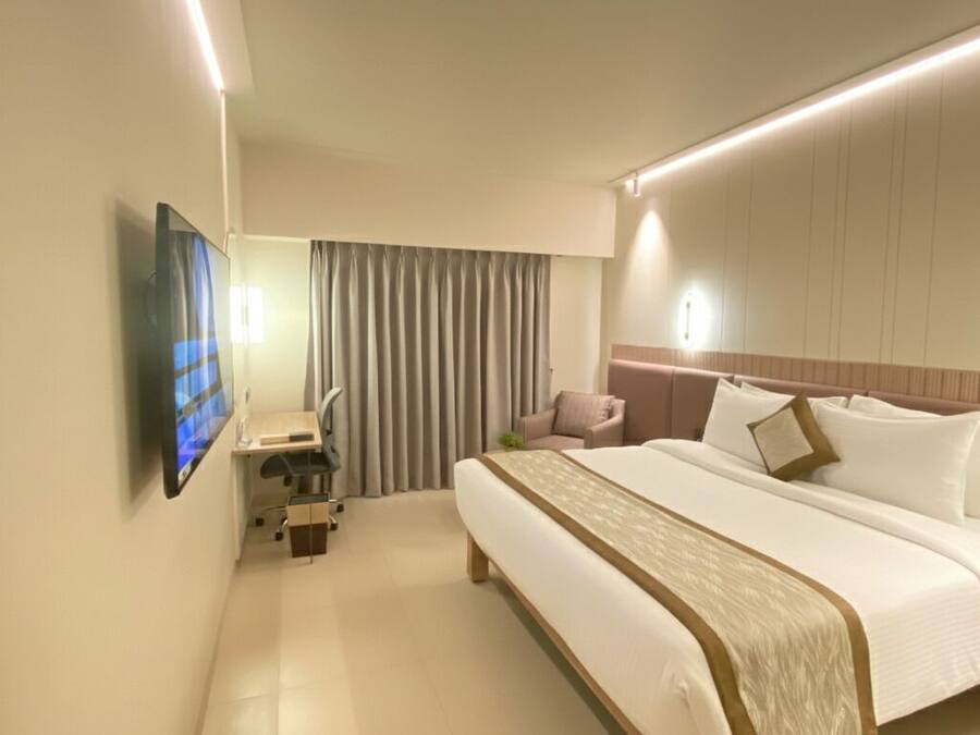 Classique | Roupas de cama premium, frigobar, cofres nos quartos