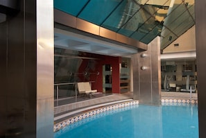 Indoor pool, outdoor pool
