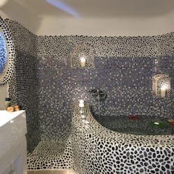 Split Level Suite Caldera View | Bathroom | Free toiletries, hair dryer, bathrobes, slippers