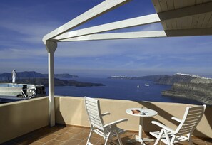 VIP Suite outdoor hot tub, Caldera View | Utsikt fra balkong