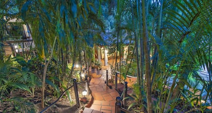 Hotel Villas Lirio