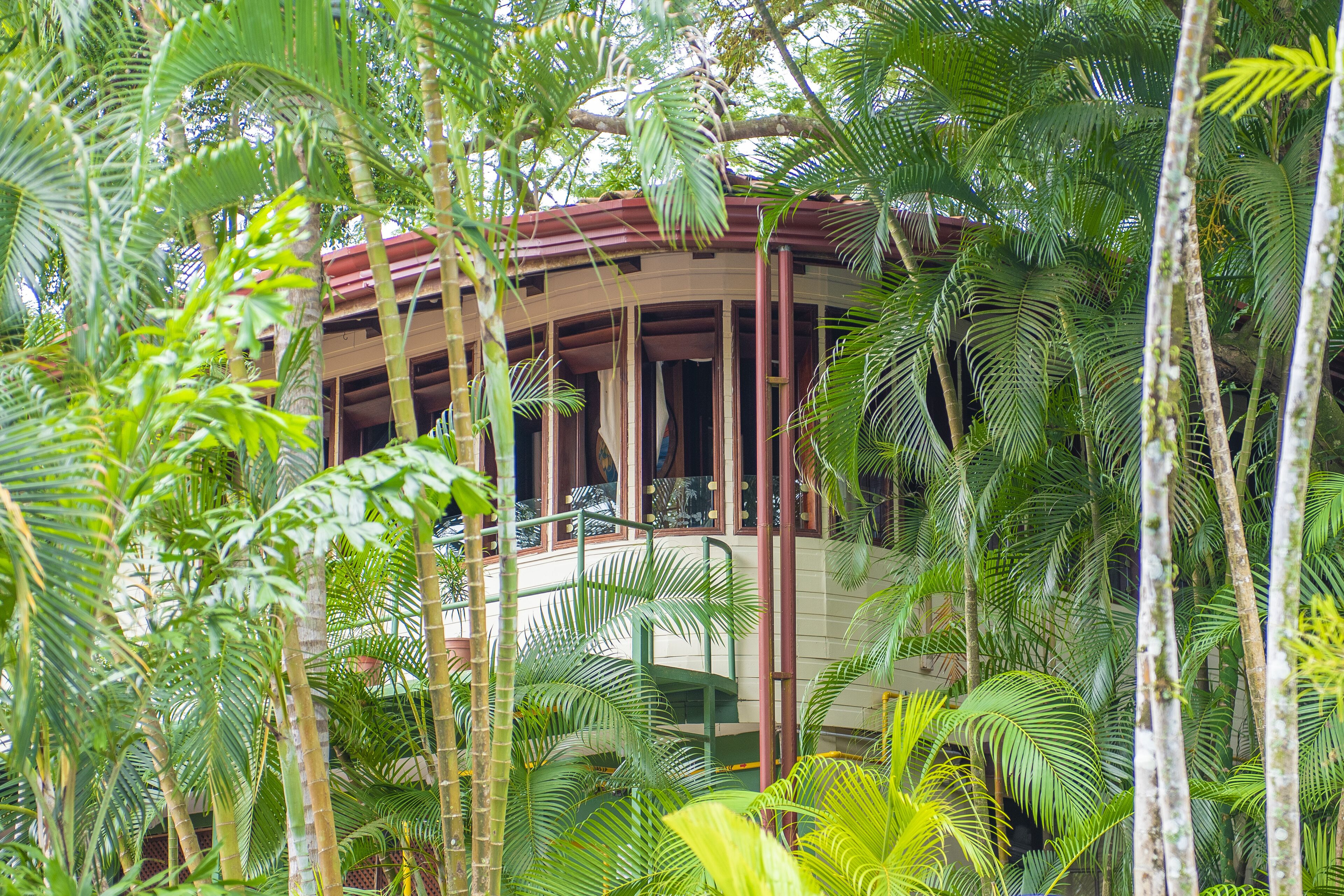 Quarto casal | Vista para o jardim