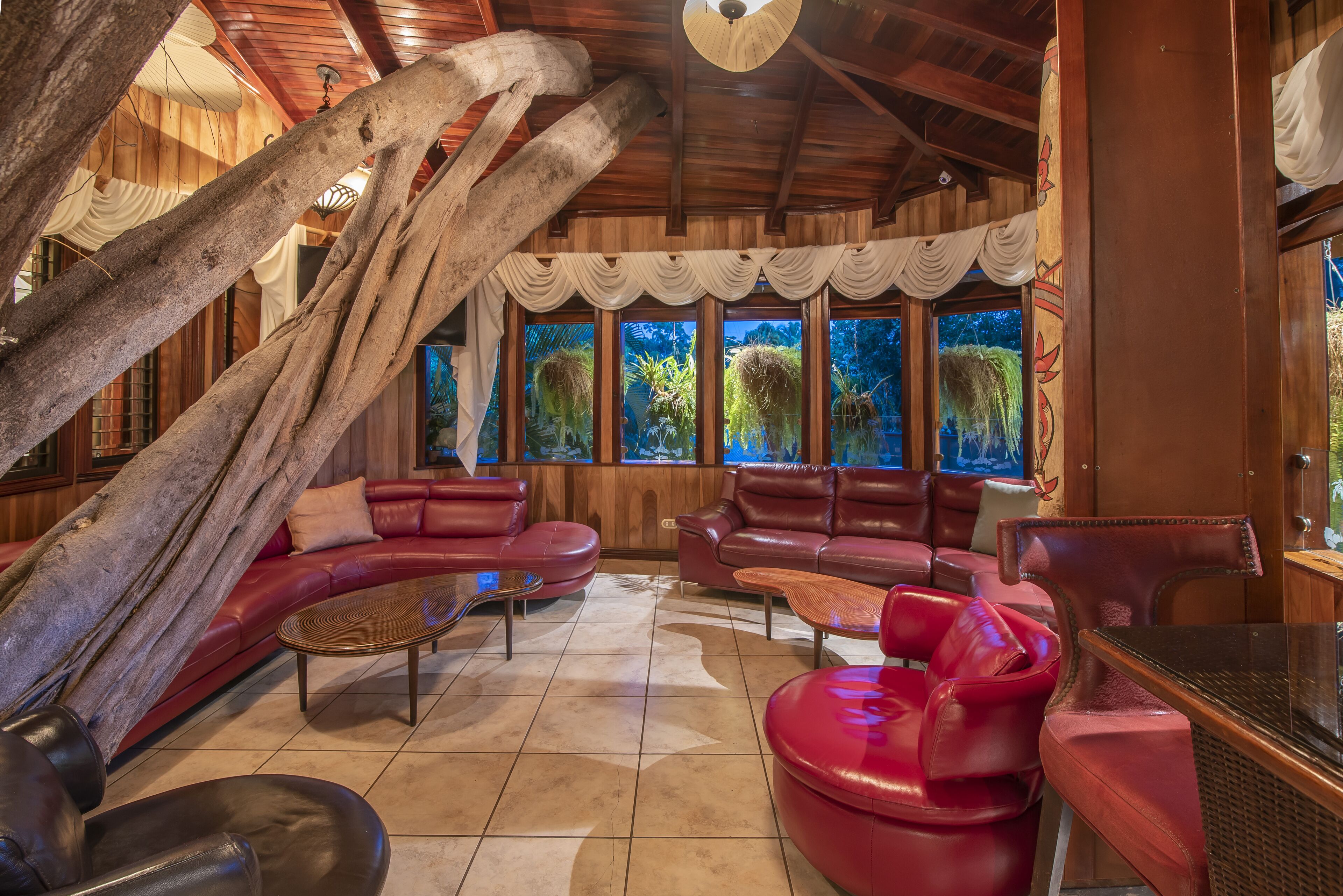 Bar (en la propiedad)