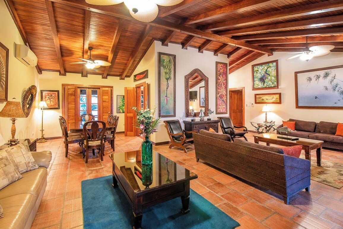 غرفة لتناول الطعام