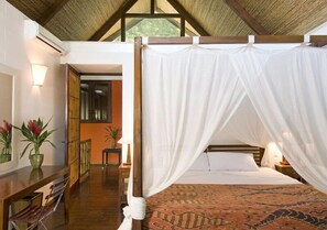Suite | Select Comfort beds, in-room safe, desk - LAcqua Viva Resort & Spa (Nosara)