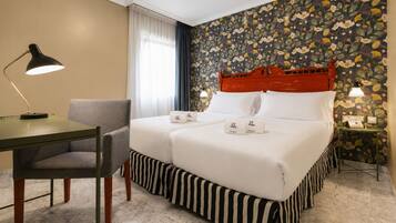 Standard Double Room | In-room safe, desk, blackout curtains, bed sheets