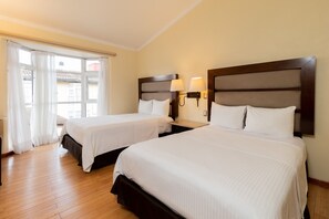 Habitación doble Deluxe | 1 habitación y ropa de cama de alta calidad 