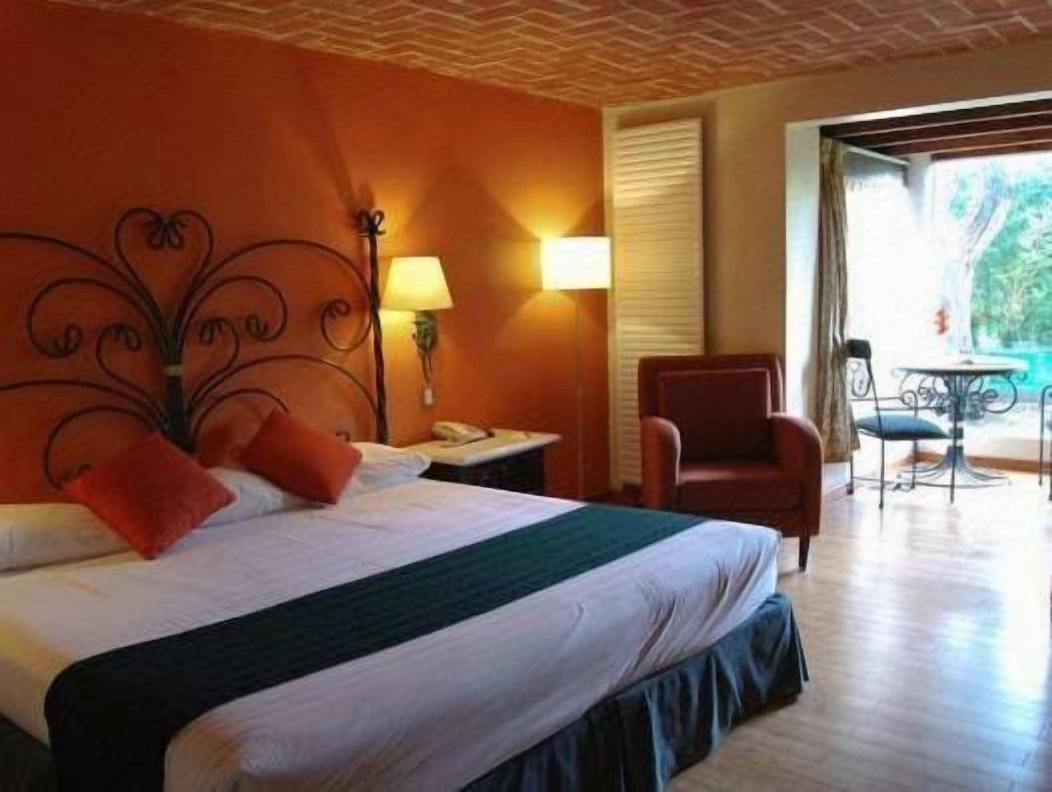 1 bedroom, premium bedding, in-room safe, blackout curtains