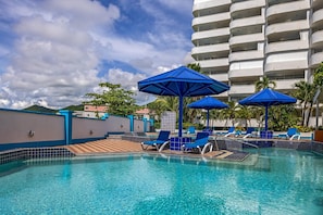 Outdoor pool, open 6:30 AM to 6:30 PM, sun loungers