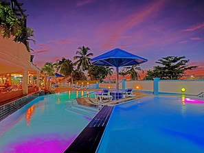 Outdoor pool, open 6:30 AM to 6:30 PM, sun loungers