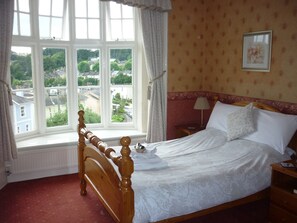 Standard Double Room, Ensuite, Garden View | Hypo-allergenic bedding, desk, iron/ironing board, free WiFi - Ashwood Grange Hotel - B&B (Torquay)