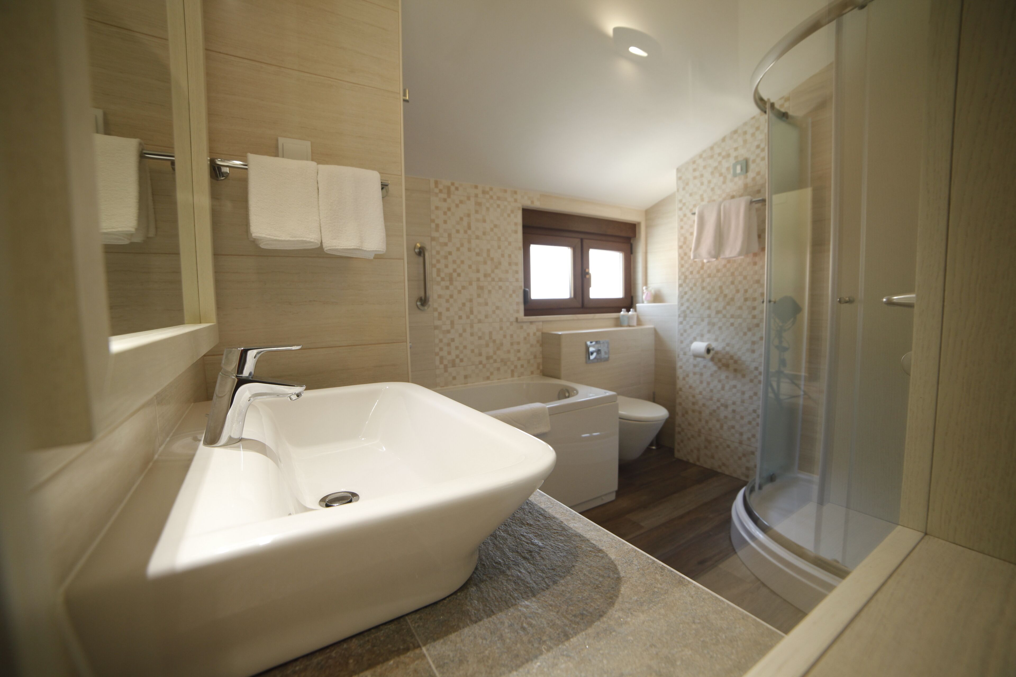 superior suite, balcony, sea view | bathroom | shower, free toiletries, hair dryer, bathrobes